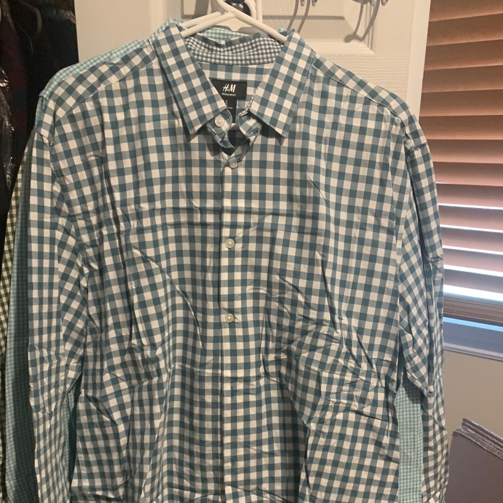 *EVERYTHING MUST GO* H&M button down sz XL
